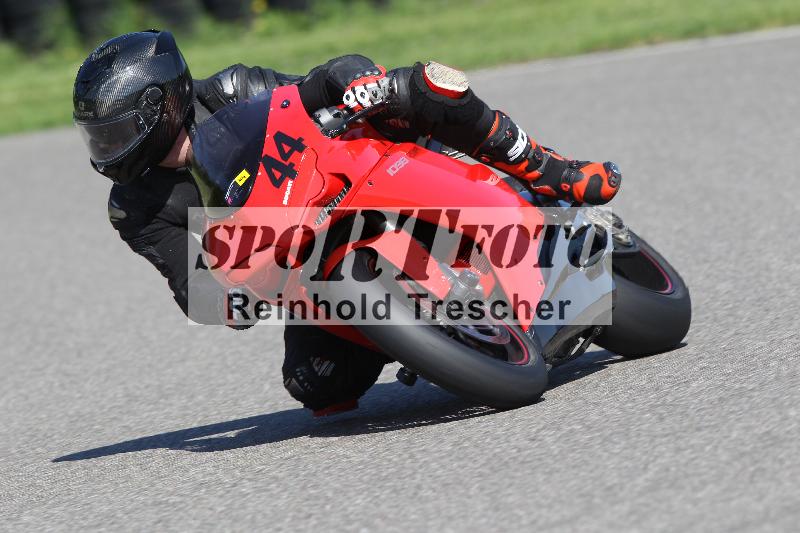 /13 01.05.2025 Speer Racing ADR/Gruppe gelb/44